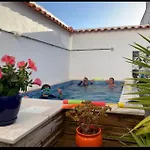 Boutique Surf House In Surf Paradise 빌라