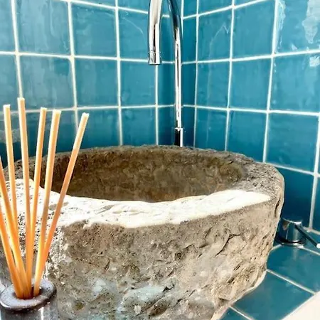 Вилла Boutique Surf House In Surf Paradise Santo Isidoro