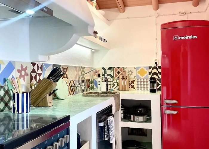 Boutique Surf House In Surf Paradise Villa