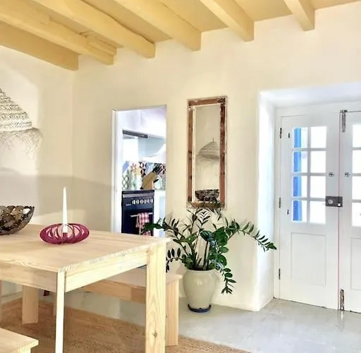 Boutique Surf House In Surf Paradise Villa *