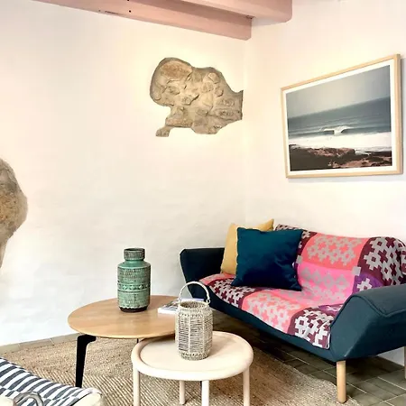 Willa Boutique Surf House In Surf Paradise