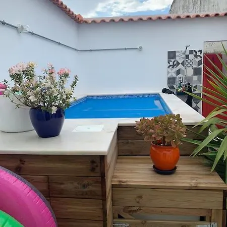 Boutique Surf House In Surf Paradise *