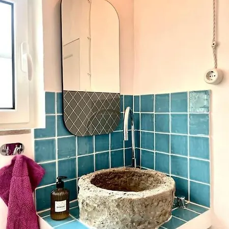 Boutique Surf House In Surf Paradise 别墅