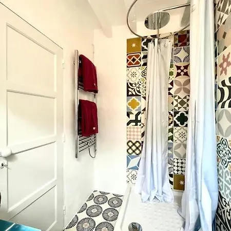 Boutique Surf House In Surf Paradise Santo Isidoro