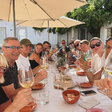 Boutique Surf House In Surf Paradise Santo Isidoro