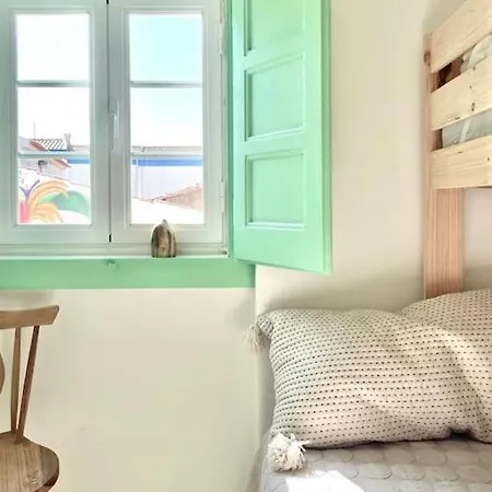 Boutique Surf House In Surf Paradise Villa