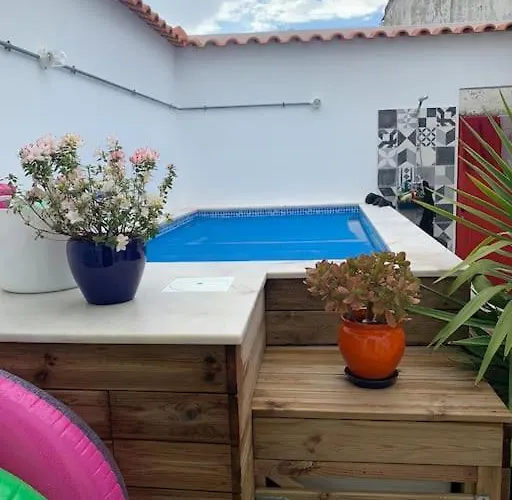 Boutique Surf House In Surf Paradise *