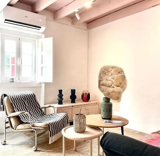 Boutique Surf House In Surf Paradise ヴィラ *