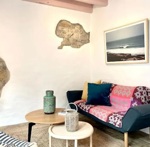 Boutique Surf House In Surf Paradise ヴィラ